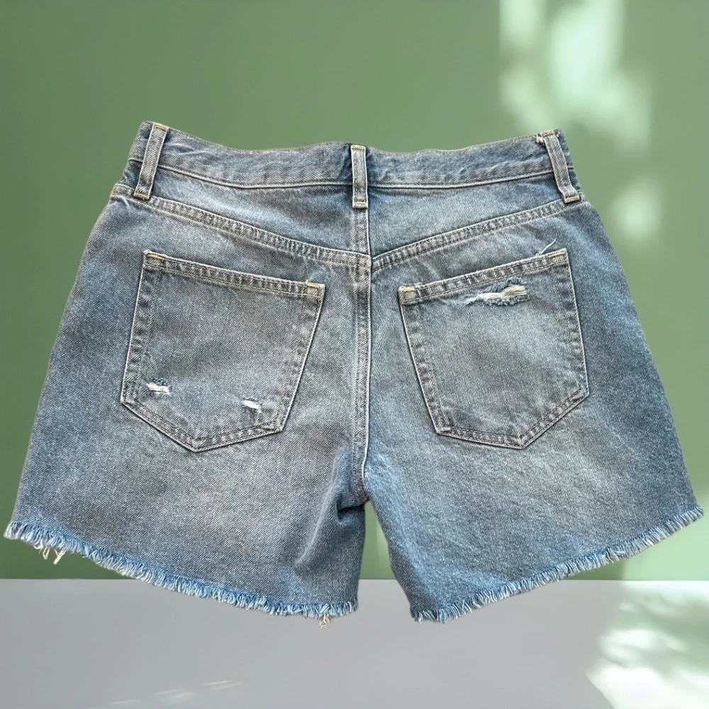 FREE PEOPLE Maggie Destructed Mid Rise Raw Hem Jean Shorts/Sz. 26 NWT